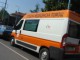 Психичноболен сцепи главата на полицай