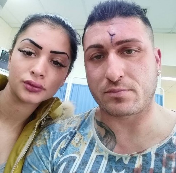 Варненец и приятелката му са били нападнати от група млади