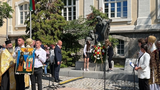 Пловдив отбеляза тържествено Деня на българската просвета и култура