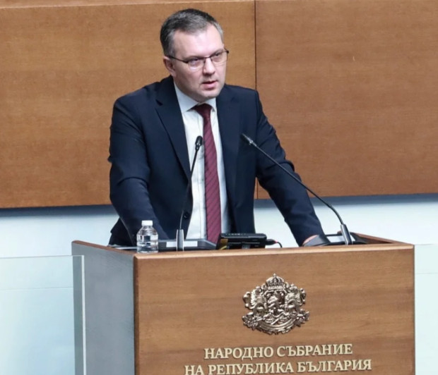 Казусът "Сарафов" влиза в съда: Министър Найденов атакува решението на прокурорската колегия